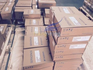 UN NUEVO SERVOMOTOR Yaskawa SGMPH-01A1A-YR12 - Imagen 1 de 2