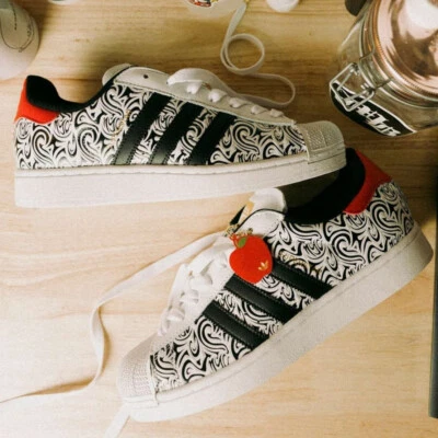 ZAPATOS ADIDAS SUPERSTAR II NYC HOMBRE MULTITALLA JQ6116 100 Blanco/Escarlata/Verde Foto 1 de 4