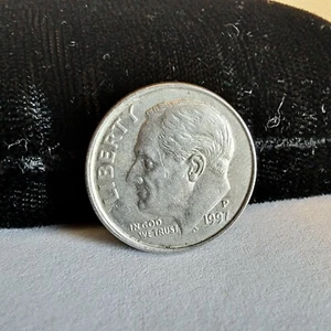 Vintage 1997 P ROOSEVELT DIME OFF CENTER, Double Rim US ERROR COIN - Picture 1 of 5
