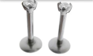 PAAR 14G 1/4" INNENGEWINDE 2MM EDELSTEIN MONROE LIPPE LABRET TRAGUS  - Bild 1 von 1