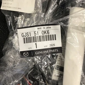 NEW OEM Mazda 2014-2015 Mazda6 Headlight Socket & Wire Harness GJS1-51-0K6 - Picture 1 of 2