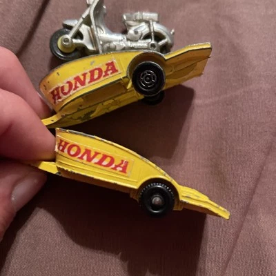 Remolque Honda Matchbox Superfast 1970 2 de colección n.º 838 Yel con Scooter - Suelto Foto 1 de 4