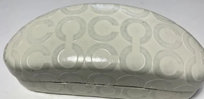 Estojo de óculos de sol Coach Hard Clamshell marfim branco marrom interior forrado 7" - Imagem 1 de 4