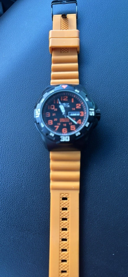 Reloj de cuarzo Invicta Coalition Forces usado en excelente estado  Foto 1 de 1