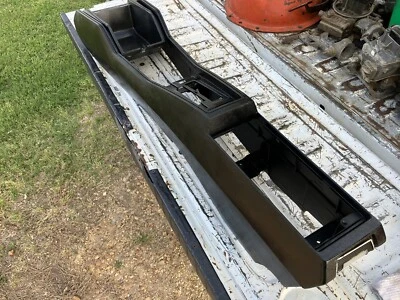 1973 -1977 OLDSMOBILE 442 CUTLASS SALON SUPREME FLOOR CONSOLE centro preto Usado - Imagem 1 de 4