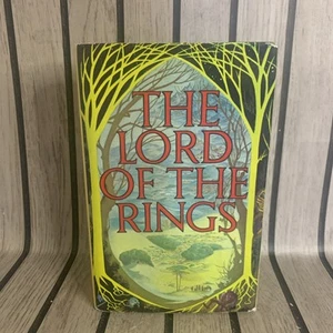 The Lord of the Rings 1977 Hardback with dust jacket, 17th Impression - Picture 1 of 5