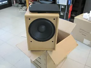 SUBWOOFER AMPLIFICATO AUNA 1000 8972 NUOVO VINTAGE - Foto 1 di 8