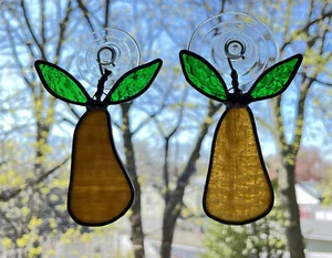 Vintage 70's Handmade Stained Glass  ~ Pears ~ (2) Window Sun Catchers - Picture 1 of 4