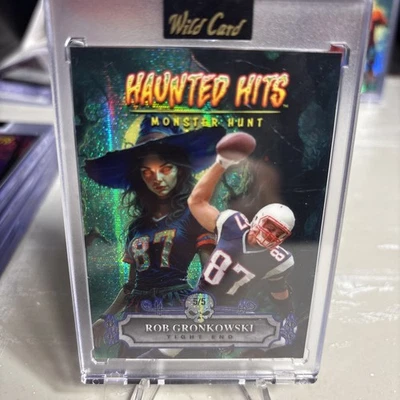 Wild Card Haunted Hits 2025 edición Jersey Rob Gronkwski 5/5 Bookend Patriots Foto 1 de 2