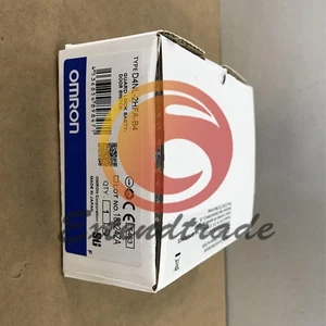 Ein neuer OMRON Schutzschalter D4NL-2HFA-B4 - Bild 1 von 4