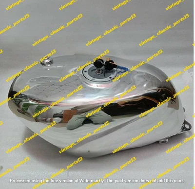 Suzuki RGV250 VJ21 1988-1989 Aluminum Alloy Polished Fuel Petrol Tank With Cap - Image 1 of 4