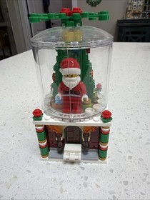 LEGO 40223 Santa Snow Globe Limited Edition Set Complete With Manual
