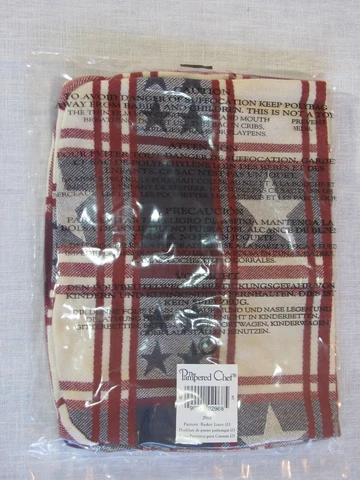 NIP Pampered Chef Patriotic Basket Liner #2968, Red/White/Blue Flannel w/Stars r Cover