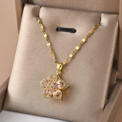 Collar Mujer Giratorio Flor Colgante Chapado en Oro 18K Acero Inoxidable Joyería Foto 1 de 4