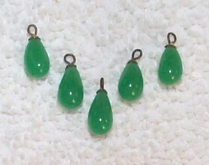 Vintage Japanese jade green glass pear shape drops with brass ring - 10 PCS - Picture 1 of 1