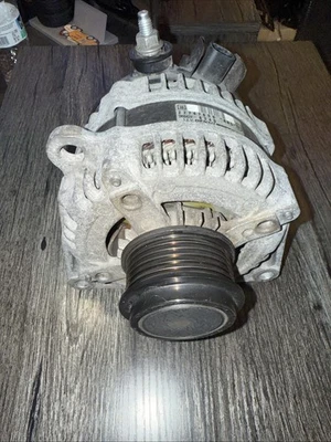 2014-2019 Chevrolet Tahoe Suburban 1500 Alternator 150 Amp 22747896 OEM Tested!! - Image 1 of 4