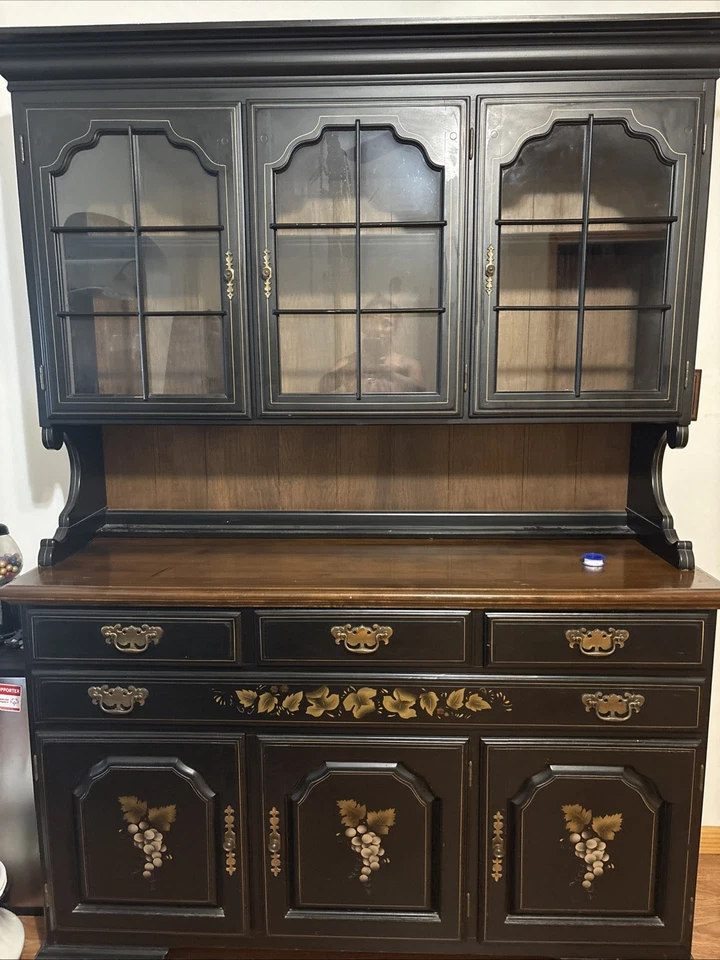 antiguo gabinete porcelana cabaña usado Foto 1 de 1