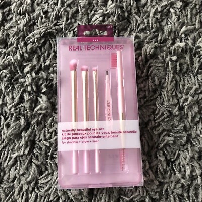 REAL TECHNIQUES Naturally Beautiful Eye Makeup Brush Kit Brow Liner Gift Set - Image 1 of 2
