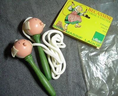  ANCIEN JEU JOUET CORDE A SAUTER BECASSINE VILAC SACHET D'ORIGINE BOIS ET FEUTRE - Photo 1/4