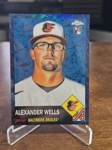 2022 Topps Chrome Plat. - Alex Wells #434 Toile White & Blue Refractor /199 (RC) - Picture 1 of 2