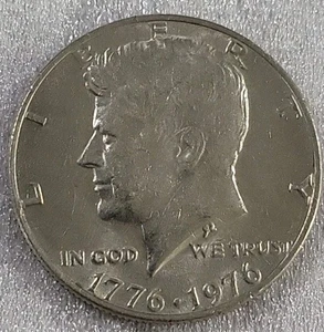 1976 P KENNEDY MEZZO DOLLARO PLACCATO MEDIA CIRCOLATA *B826 - Foto 1 di 3