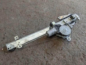 MITSUBISHI SHOGUN MK4 RIGHT REAR WINDOW MOTOR REGULATOR - Picture 1 of 2
