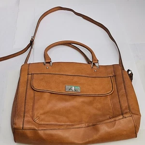 Merona Faux Leather Messenger Laptop Bag Crossbody Strap Turnlock Womens - Picture 1 of 18