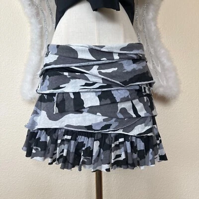Girly Grunge Camo Mini Skirt Tiered Ruffle Raw Hem Gray Black White Low Rise Y2K - Image 1 of 4