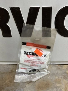 New Genuine OEM Tecumseh 30572 Drain Plug NOS - Picture 1 of 2