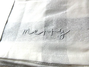 RACHEL ZOE CHRISTMAS NAPKINS SET OF 8 DECORATIVE 18"X 18" SILVER METALLIC THREAD - Picture 1 of 7