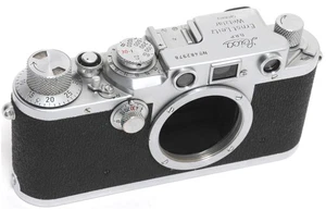 Leica IIIC, convertida de fábrica a Leica IIIF, con cubierta de piel de tiburón - Imagen 1 de 7