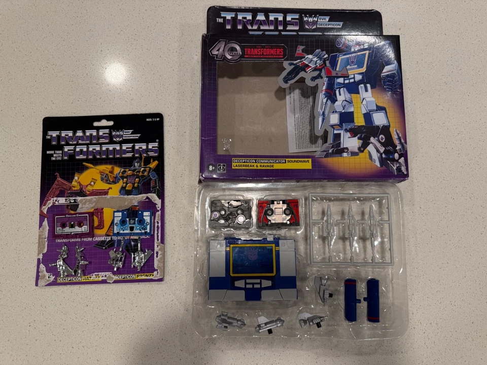 Walmart G1 Soundwave, Laserbeak & Ravage 40th Anniversary + KO Ratbat & Frenzy - Image 1 of 1