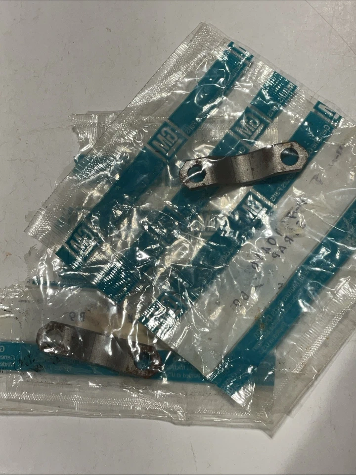 NOS GM # U-Joint Straps Pair 1971 1972 Buick Sportwagon - Image 1 of 2