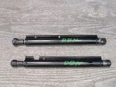 08-13 BMW E88 135I CONVERTIBLE JUEGO DE 2 TECHO SUPERIOR CILINDRO HIDRÁULICO SOPORTE OEM Foto 1 de 4