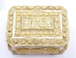 1930's India Indian Hindu Anglo British Mother Pearl Carved Carving Sewing Box - Picture 1 of 12