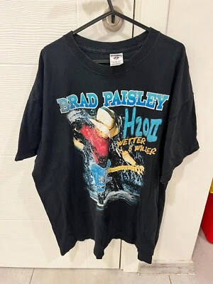 Camiseta Brad Paisley Manga Corta H2O II Gráfica Tour Camisa 2XLarge Jerzees Foto 1 de 4