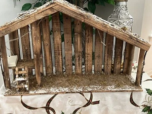 Nativity Stable Creche Manger Moss Covered Wooden Lights Batteries 25” X 15” X 6 - Picture 1 of 2