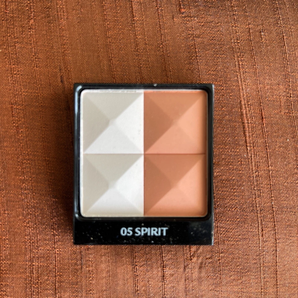 Rubor en polvo Givenchy Prisme Duo - # 05 "Spirity" 6,5 g/0,22 oz nuevo sin caja Foto 1 de 3
