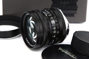 Voigtlander Nokton 50Mm F1.5 Vm Black A2865-2A4
