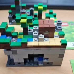LEGO Minecraft 21102 Micro World - Discontinued Collectible Official