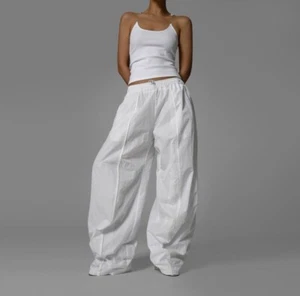 White pants. Oversized whit pants. Korean style. Relaxed pants.Unisex pants - Picture 1 of 4