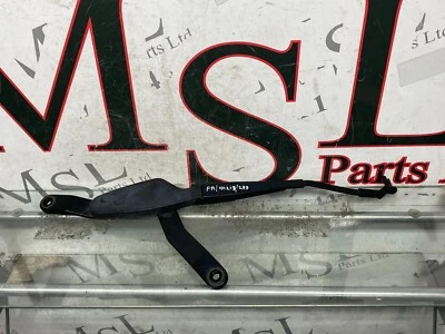 MERCEDES BENZ W207 E CLASS FRONT WIPER ARM LEFT SIDE A2078200644 - Image 1 of 4