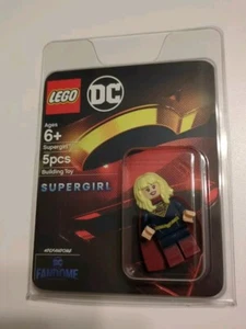 Lego Supergirl Minifigure - DC Fandome - SDCC 2020 Exclusive - Picture 1 of 4