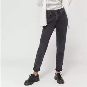 Damen BDG Urban Outfitters schwarze High Rise Mom Jeans Gr. 28 - Bild 1 von 11