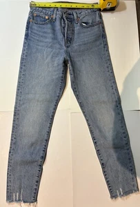 Levis Premium Wedgie Straight Blue Jeans Size 24 X 27 Button Fly - Picture 1 of 12