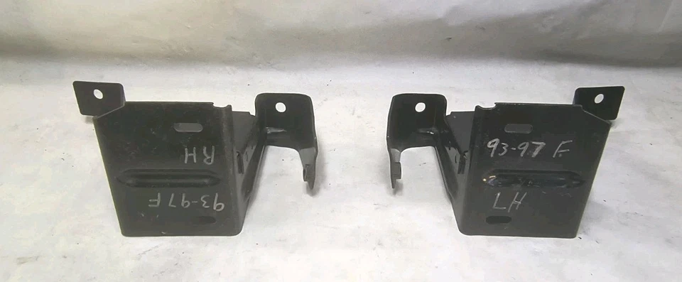 93-97 Firebird TA Usado OEM L L LH y RH R Faros Laterales Soporte Soportes Foto 1 de 4