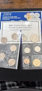 2004 P & D United States Mint Set w/ COA & OGP - Picture 1 of 2