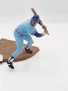 McFarlane lose Cooperstown George Brett - Kansas City Royals - blau Trikot - Bild 1 von 3