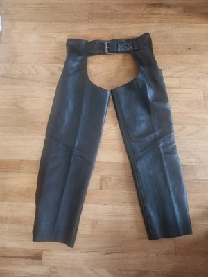 Gorras de cuero genuino Z1R para mujer extra pequeñas XS LEER DISCO Foto 1 de 4