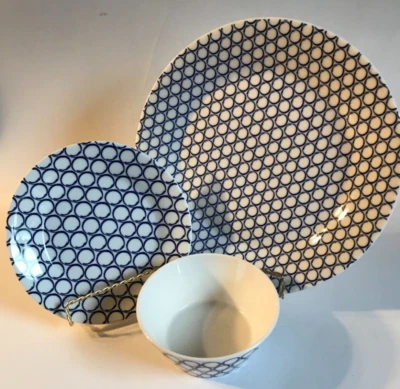 ROYAL DOULTON ~ CÍRCULOS "PACÍFICO" ~ JUEGO DE 3 PIEZAS ~ CENA, PLATO DE TAPAS Y TAZÓN Foto 1 de 4